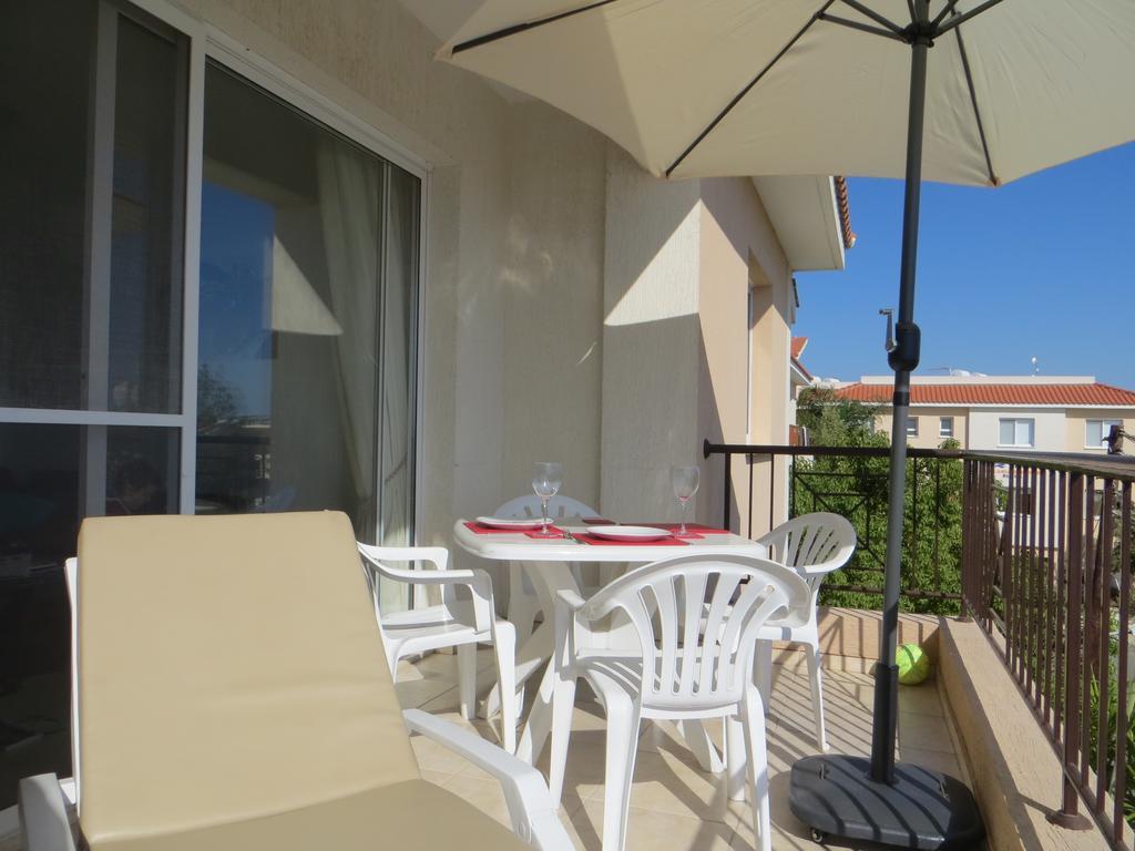 Melania Apartment Paphos Eksteriør billede